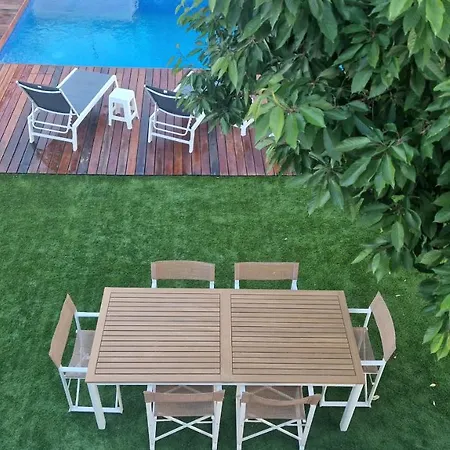 Enjoy With Heated Pool And Foodbal Daire Split