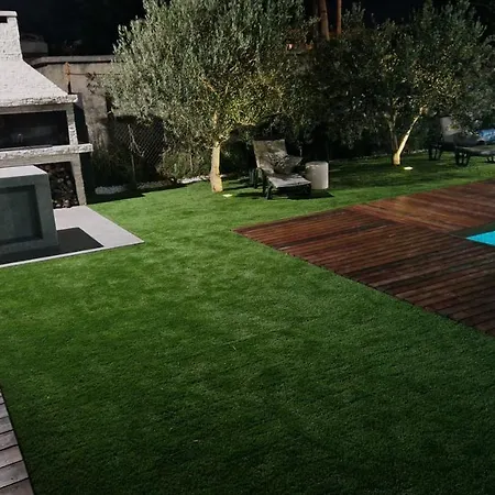 Enjoy With Heated Pool And Foodbal * Split