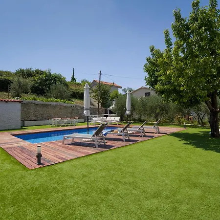 Daire Enjoy With Heated Pool And Foodbal Split