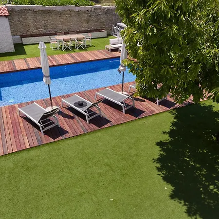 Enjoy With Heated Pool And Foodbal Split