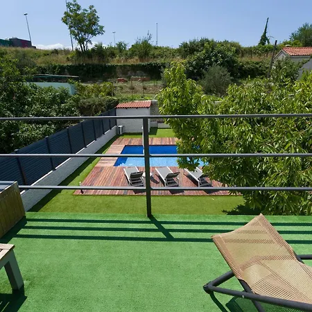 Enjoy With Heated Pool And Foodbal Daire *