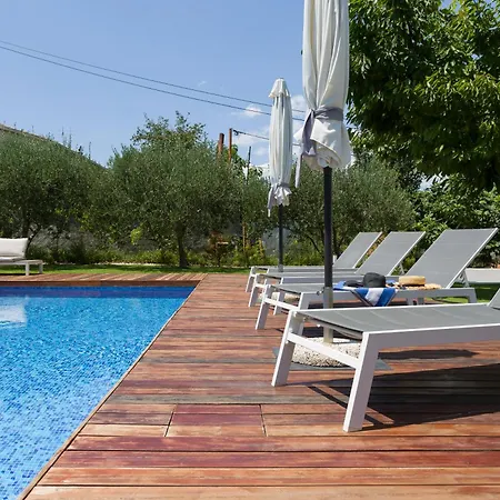 Enjoy With Heated Pool And Foodbal Daire Split