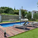 Joy With Heated Pool And Foodbal *